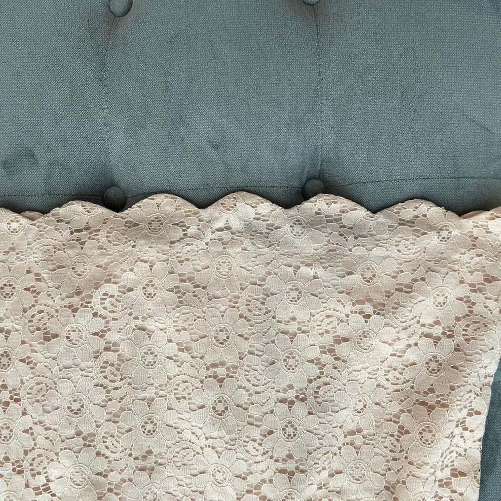 Lace Tank - Picture 6 of 6